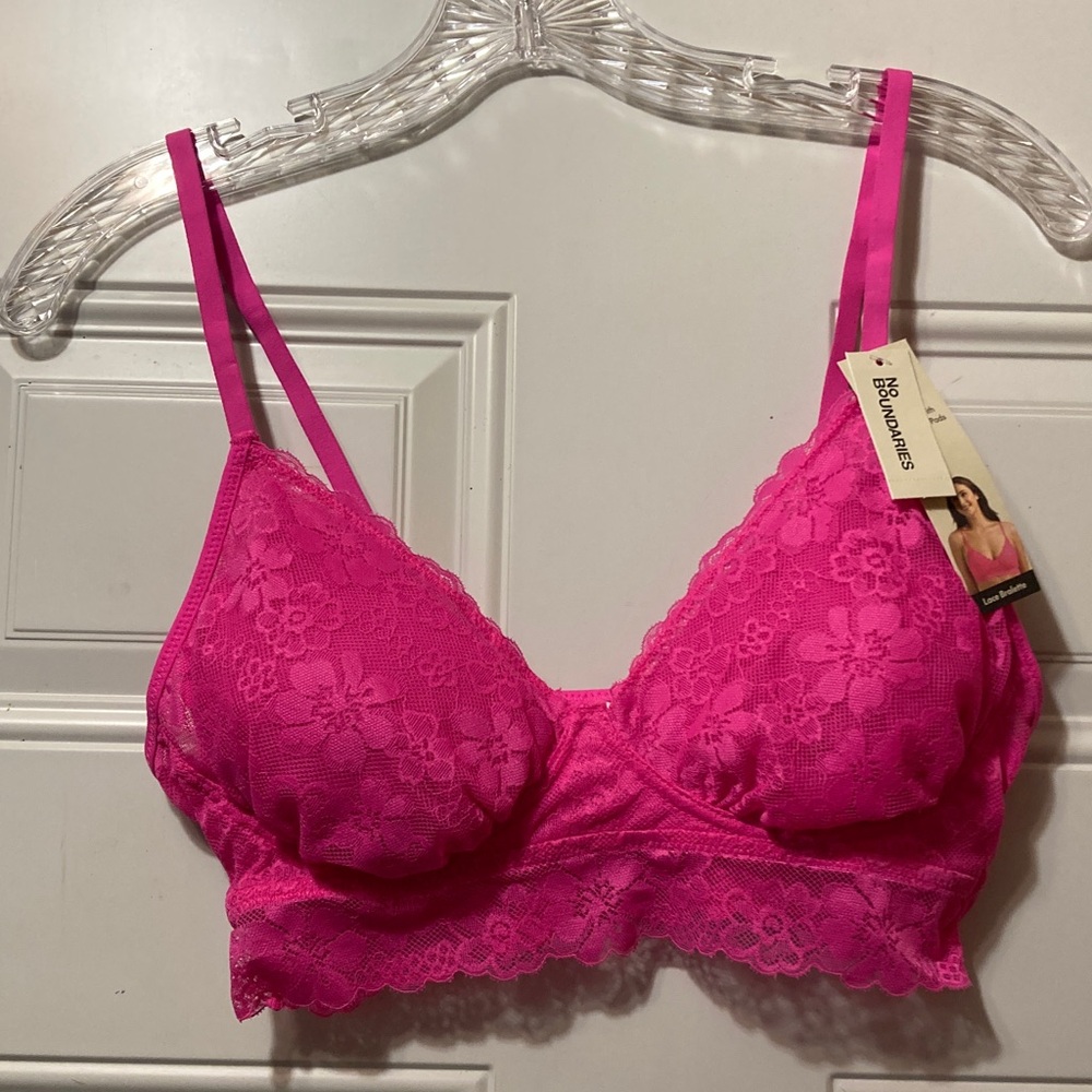 No Boundaries Hot Pink Floral Lace Bralette M NWT